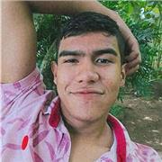 Estudiante de ingeniería imparte clases de matemáticas a niños de primaria y bachillerato